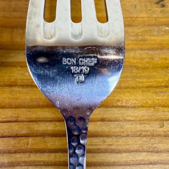 Bon Chef Hammered Stainless Flatware Set | 6-Piece | 18/10 Modern Silverware - Picture 5 of 12